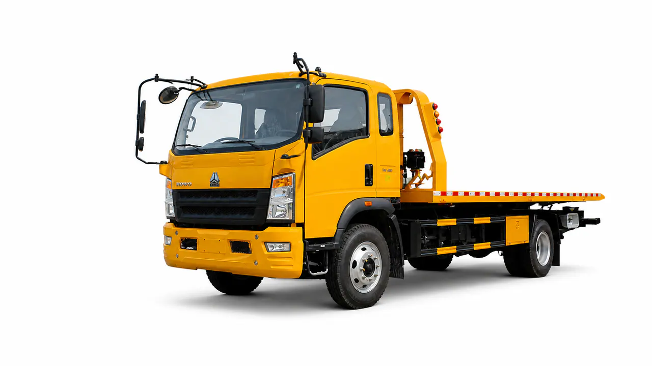 Palau · HOWO Wrecker Truck