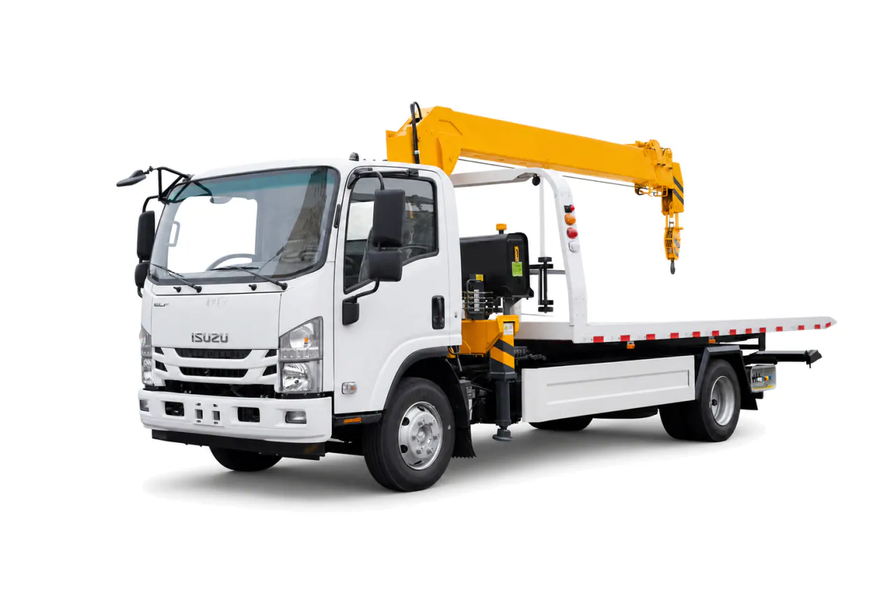 Flatbed Wrecker with Crane